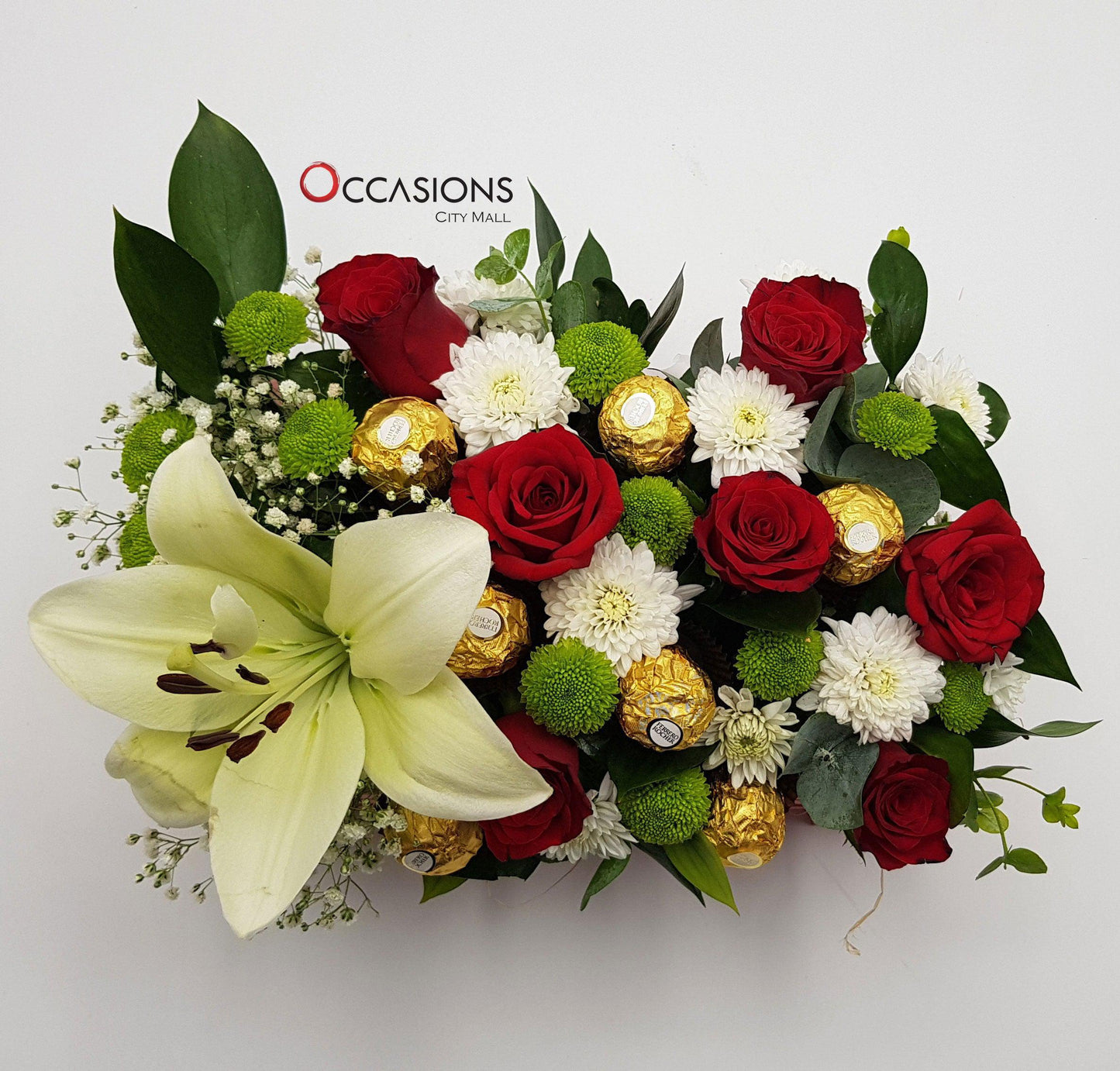 Brown Wood box Flowers & Ferrero