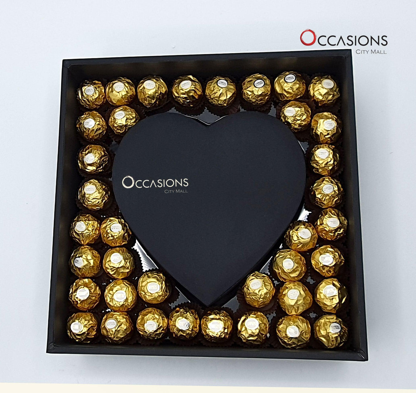 Blooming Love Ferrero & Roses Arrangement (Large)