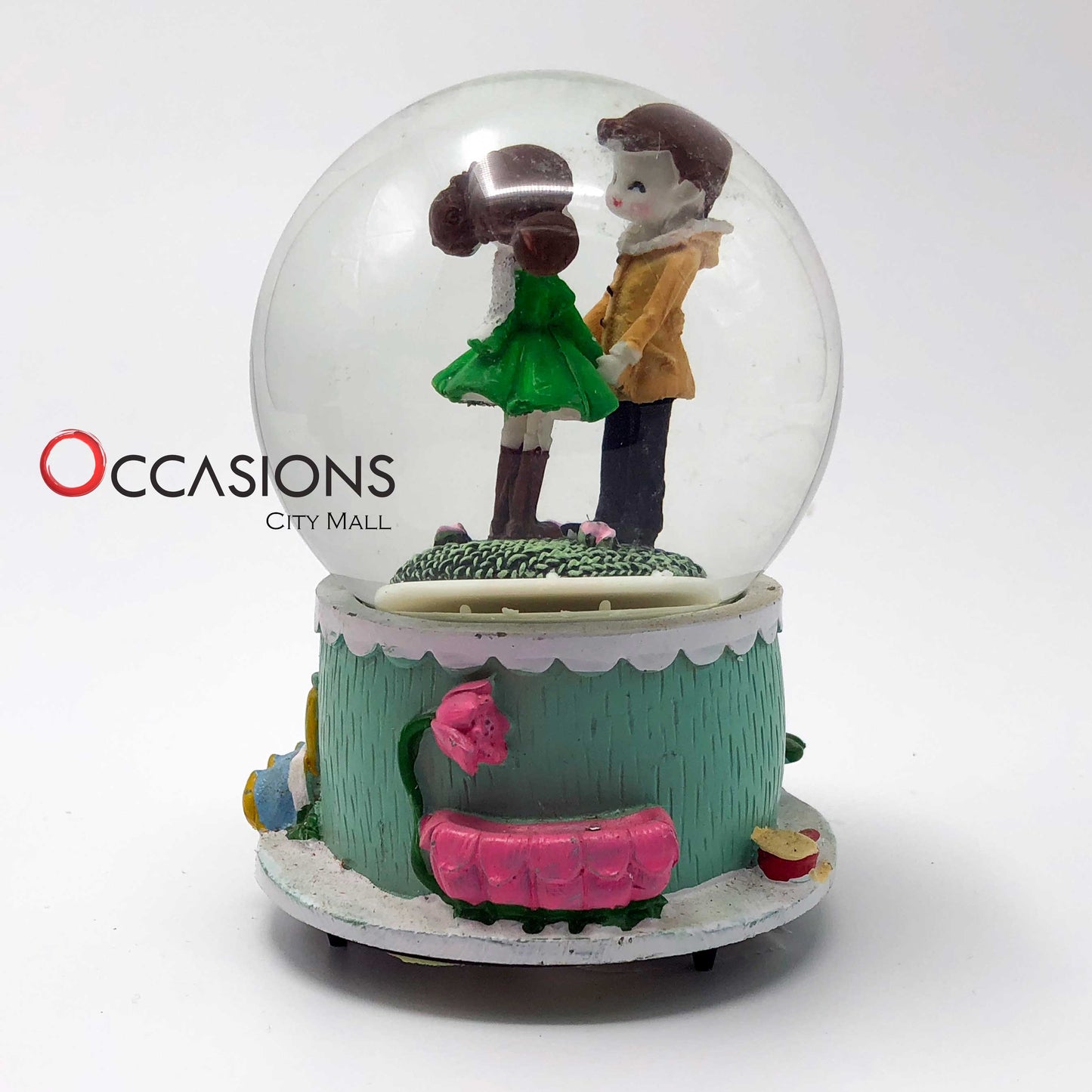 Love Couple Snow Globe