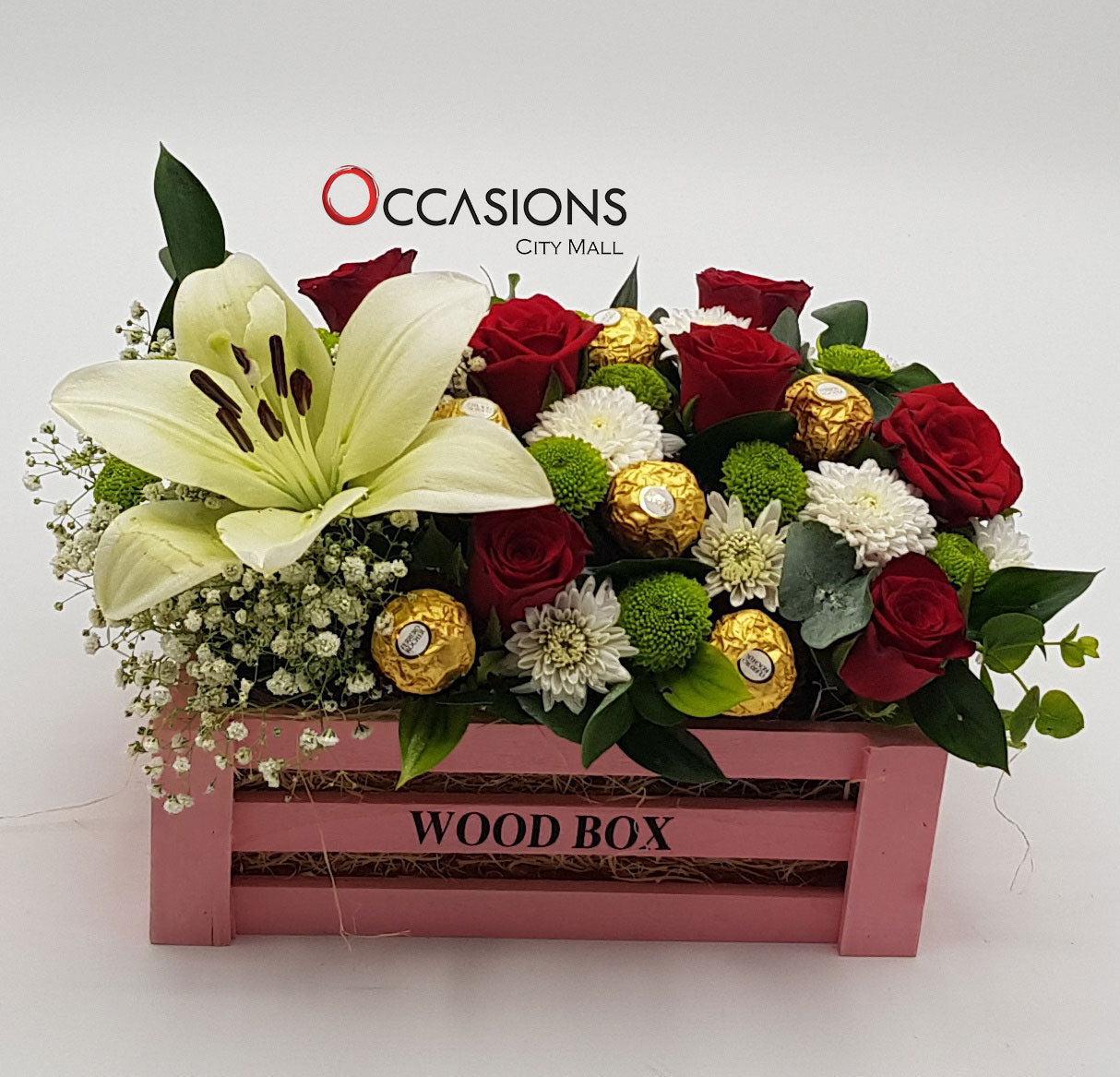 Pink Wood Box Flowers & Ferrero Flowers send_delivery_Amman_Jordan